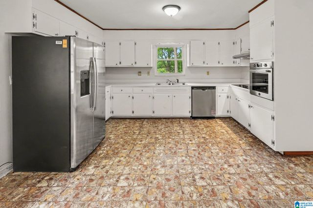 6536 CHEROKEE DRIVE, Fairfield, AL 35064