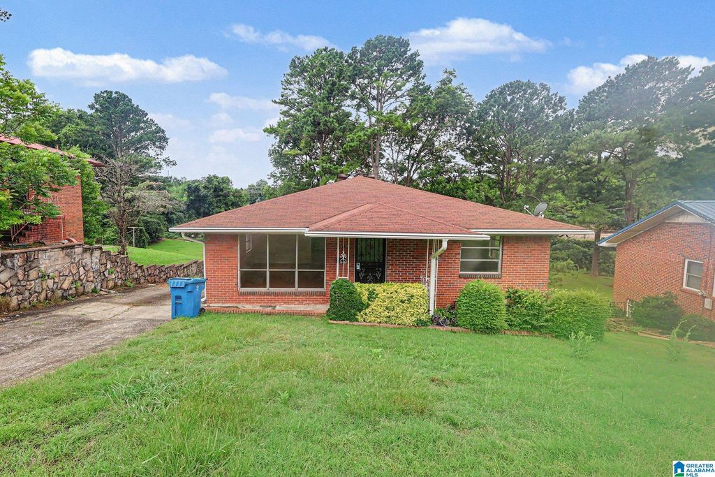 6536 CHEROKEE DRIVE, Fairfield, AL 35064