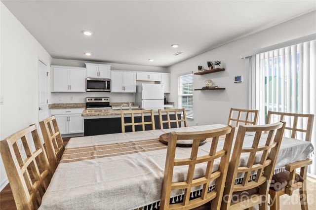 1338 Hickory Point Drive, Lexington, NC 27292
