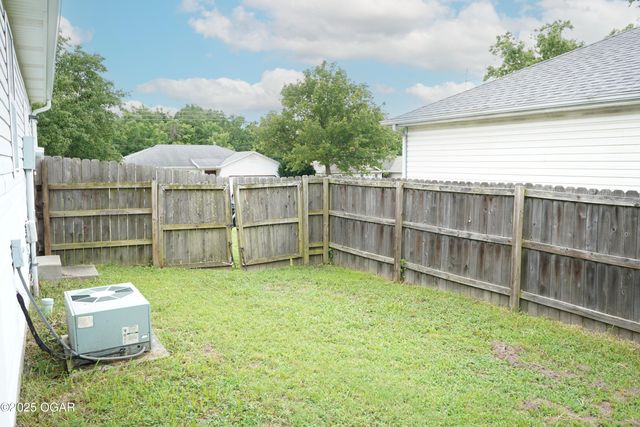 1219 Xenia Court, Joplin, MO 64801