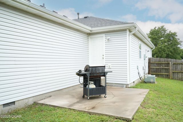 1219 Xenia Court, Joplin, MO 64801