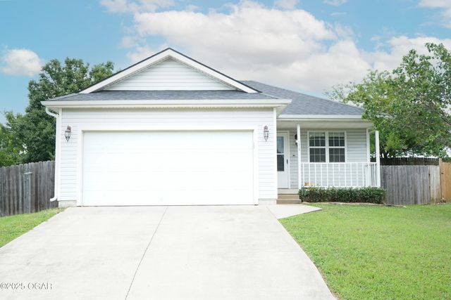 1219 Xenia Court, Joplin, MO 64801