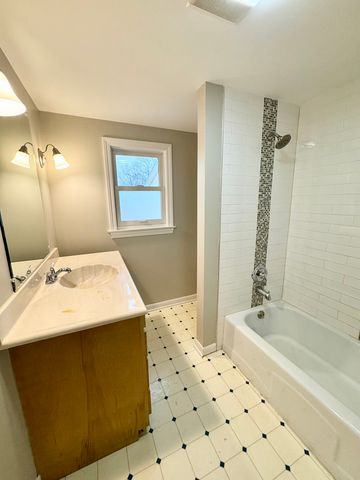 3006 Willardshire Road, Joliet, IL 60431