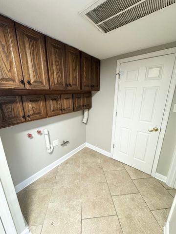 3006 Willardshire Road, Joliet, IL 60431