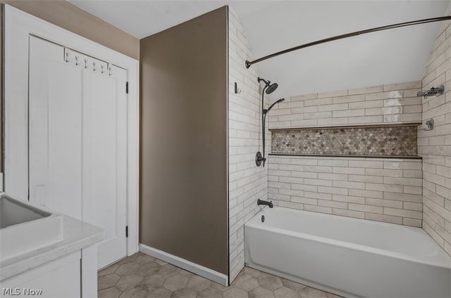 1102 Phillips Street, Marietta, OH 45750