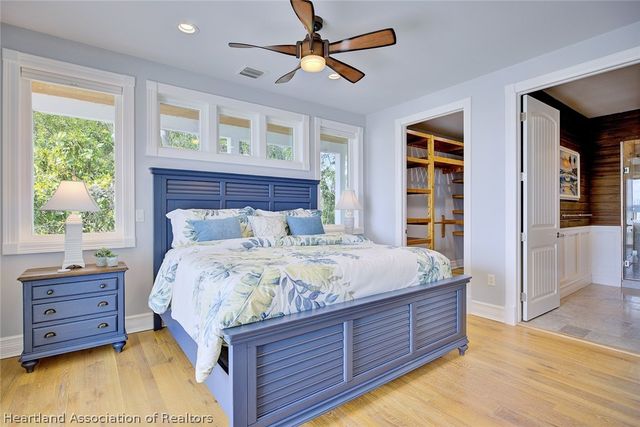 424 Lake Mirror Drive, Lake Placid, FL 33852