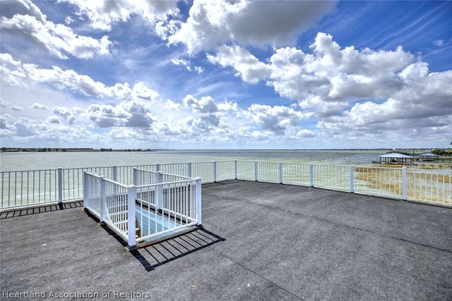 424 Lake Mirror Drive, Lake Placid, FL 33852