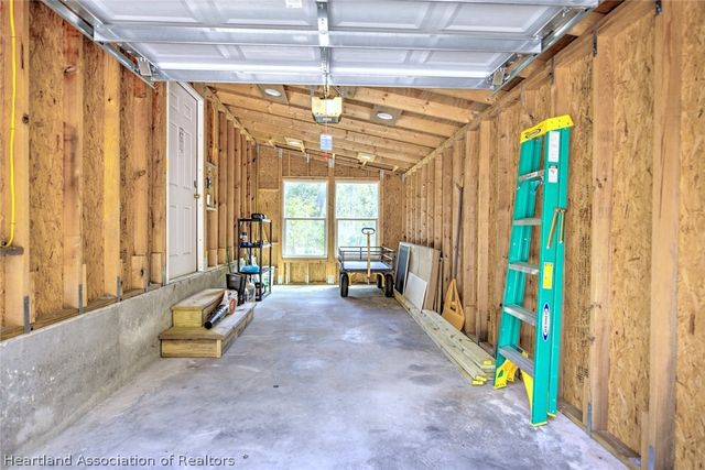 424 Lake Mirror Drive, Lake Placid, FL 33852