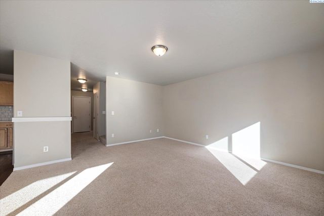 2581 Jason Loop, Richland, WA 99352