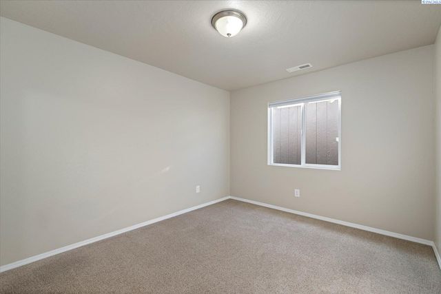 2581 Jason Loop, Richland, WA 99352