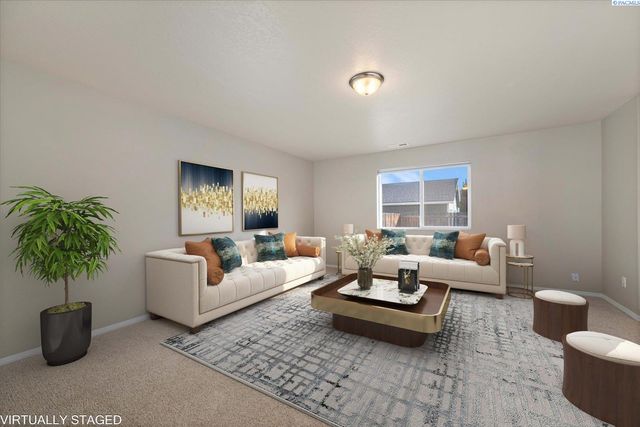 2581 Jason Loop, Richland, WA 99352