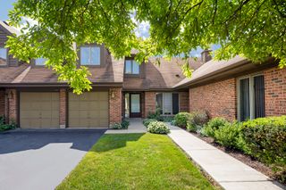 4147 Picardy Circle, Northbrook, IL 60062