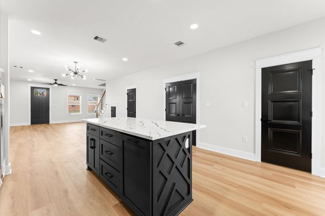 7222 Market Street, Houston, TX 77020