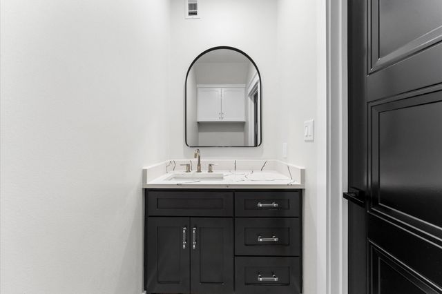 7222 Market Street, Houston, TX 77020