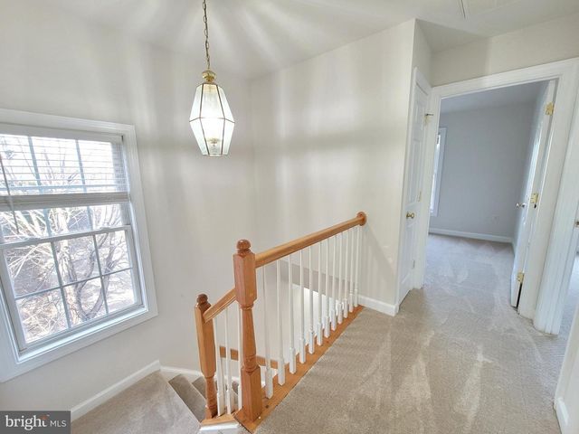 13660 LAVENDER MIST LN, Centreville, VA 20120