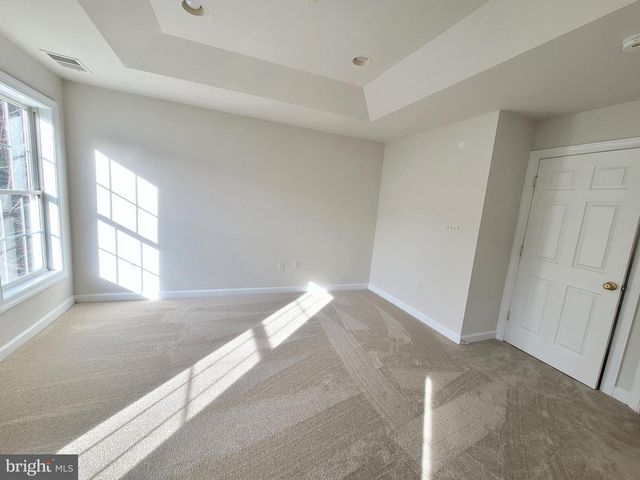 13660 LAVENDER MIST LN, Centreville, VA 20120