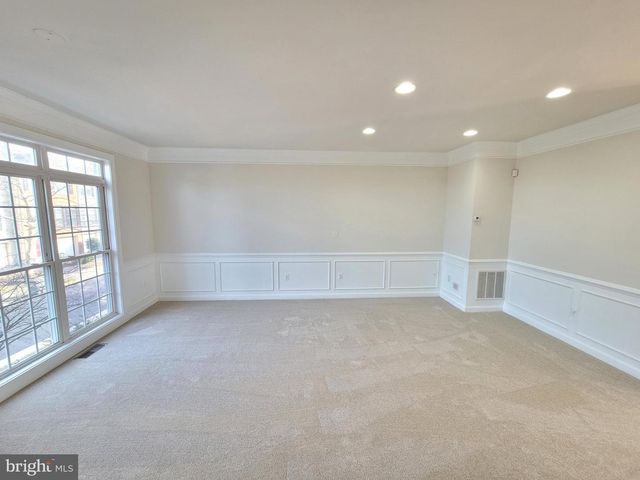 13660 LAVENDER MIST LN, Centreville, VA 20120