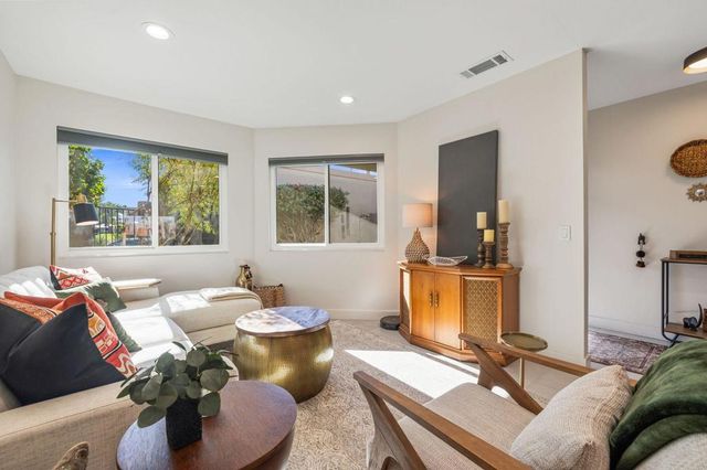 76658 Daffodil Drive, Palm Desert, CA 92211