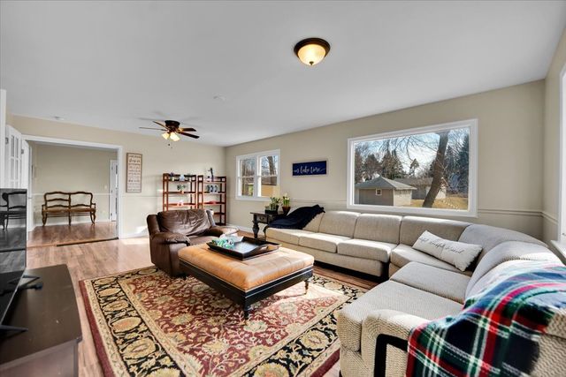 49 N Lake Avenue, Fox Lake, IL 60020