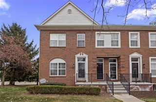 14531 Vauxhall Drive, Sterling Heights, MI 48313