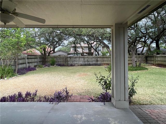 404 N Rainbow Bridge DR, Cedar Park, TX 78613