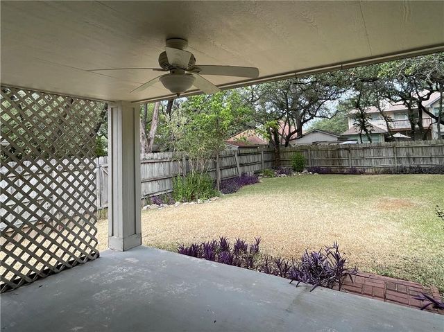 404 N Rainbow Bridge DR, Cedar Park, TX 78613