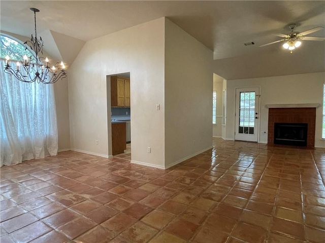 404 N Rainbow Bridge DR, Cedar Park, TX 78613