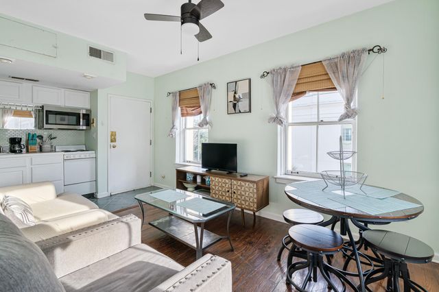 54 Wentworth Street Apt 9, Charleston, SC 29401