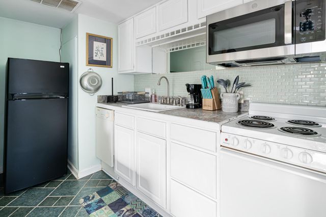 54 Wentworth Street Apt 9, Charleston, SC 29401