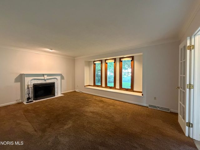2956 W Byrnwyck Road, Maumee, OH 43537