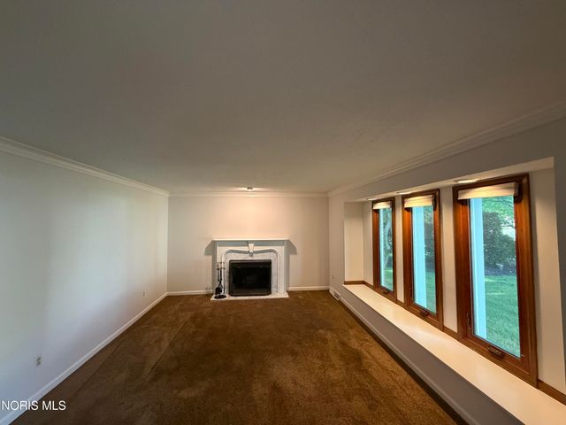 2956 W Byrnwyck Road, Maumee, OH 43537
