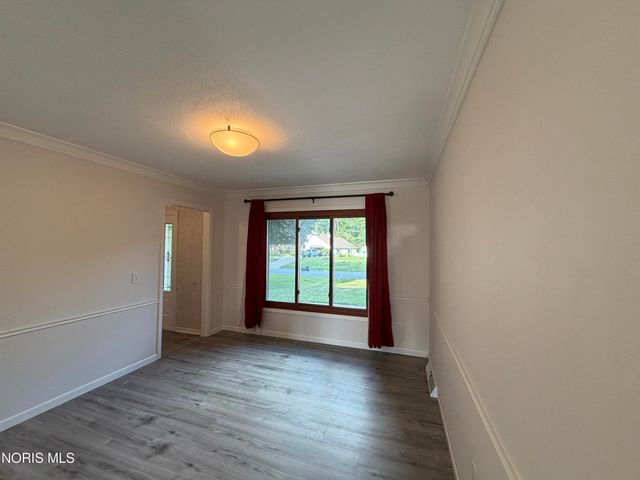 2956 W Byrnwyck Road, Maumee, OH 43537