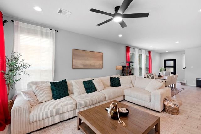 2133 Windy Grove Drive, Texas City, TX 77568