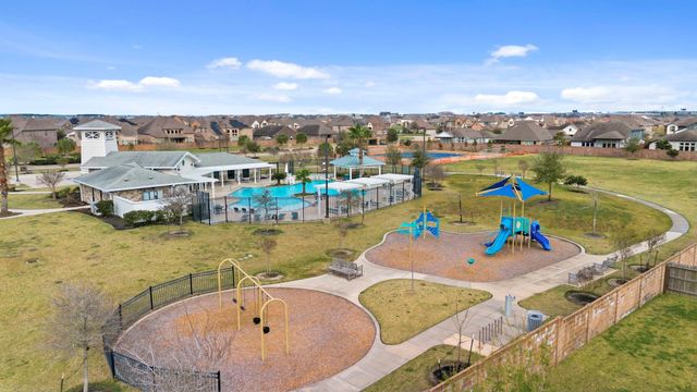 2133 Windy Grove Drive, Texas City, TX 77568