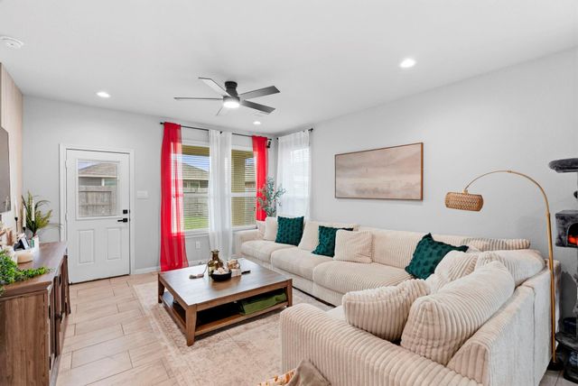 2133 Windy Grove Drive, Texas City, TX 77568