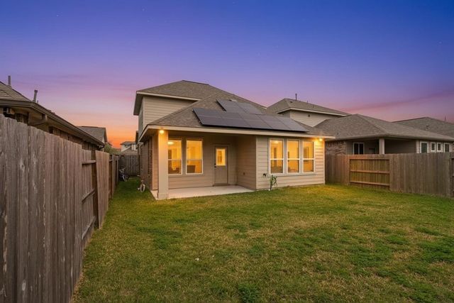 2133 Windy Grove Drive, Texas City, TX 77568