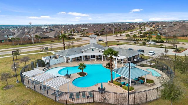 2133 Windy Grove Drive, Texas City, TX 77568