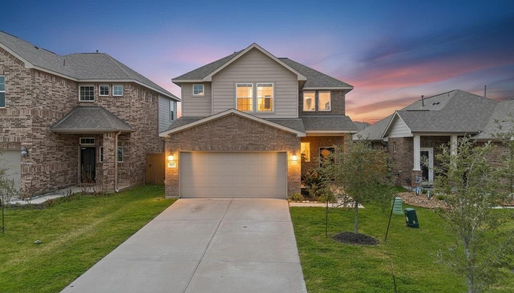 2133 Windy Grove Drive, Texas City, TX 77568