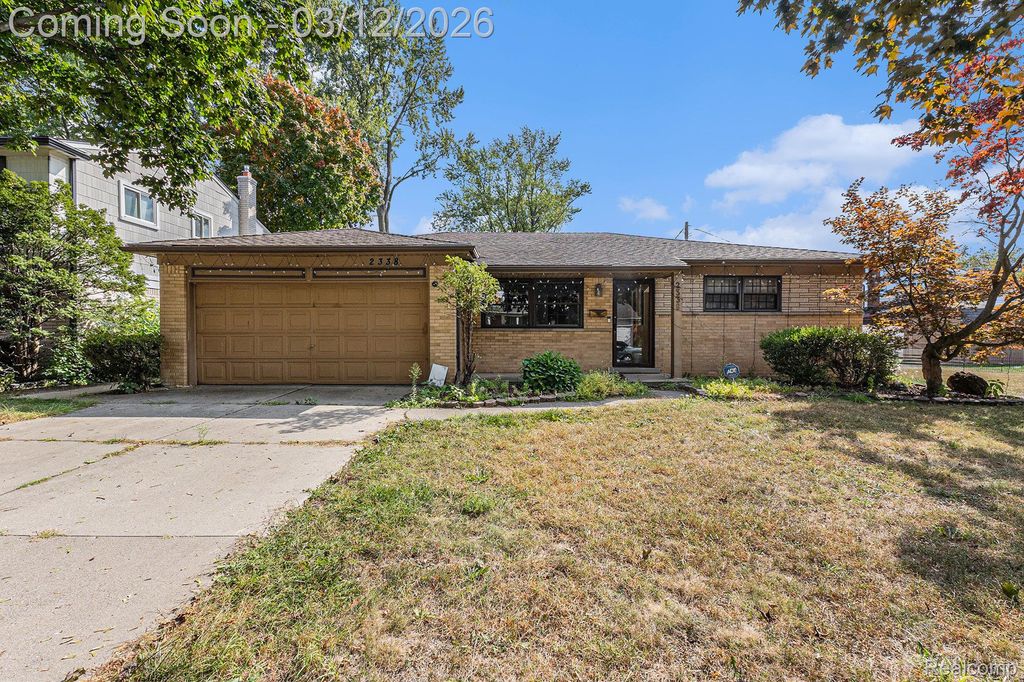 2338 Walter Avenue, Warren, MI 48092