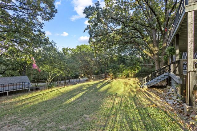 207 Wales Drive, Pottsboro, TX 75076