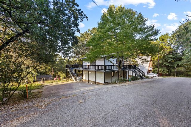 207 Wales Drive, Pottsboro, TX 75076