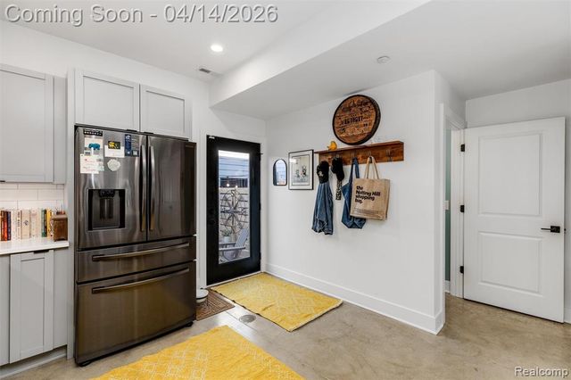 2736 Harrison Street, Detroit, MI 48216