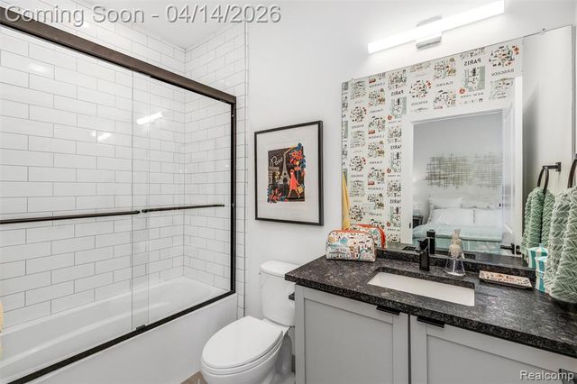 2736 Harrison Street, Detroit, MI 48216