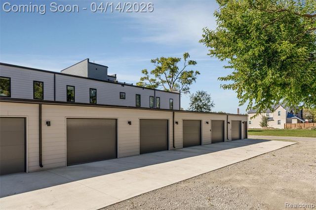 2736 Harrison Street, Detroit, MI 48216