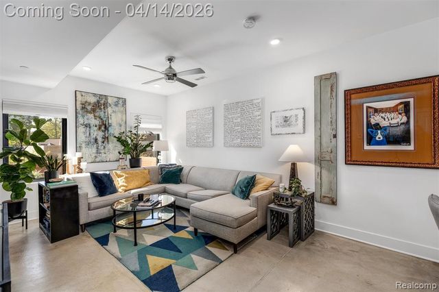 2736 Harrison Street, Detroit, MI 48216