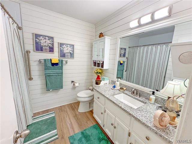 11703 Benton, Northport, AL 35475