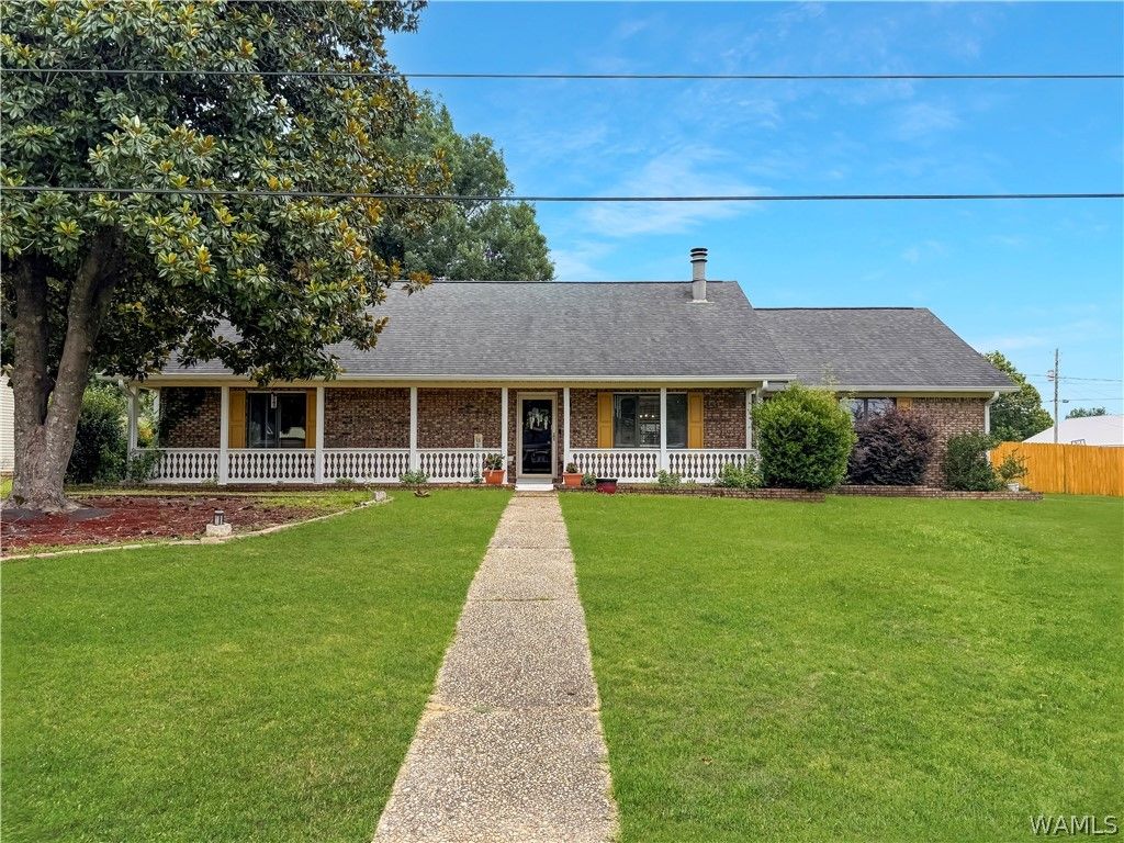 11703 Benton, Northport, AL 35475