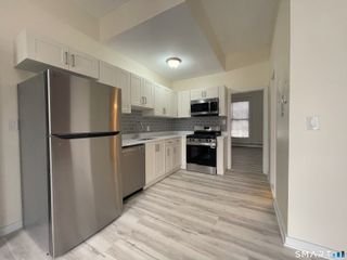 32 Trumbull Street 2, New Haven, CT 06511