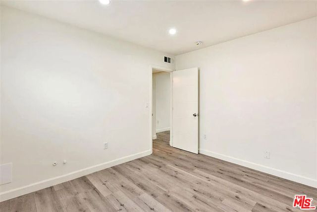 5529 Bonner Avenue 2, North Hollywood, CA 91601