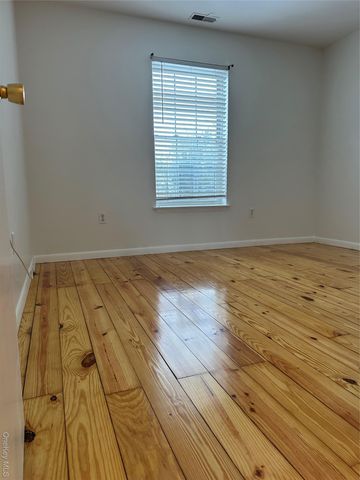 4 Marian Court, Warwick, NY 10990